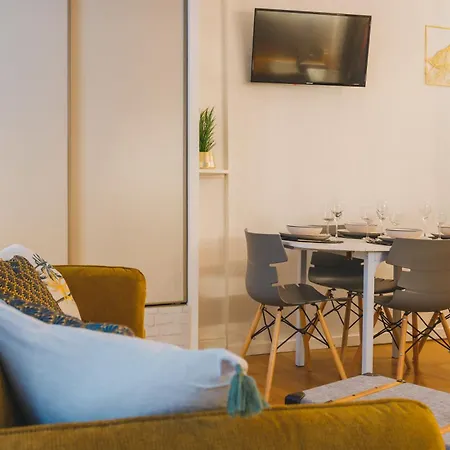 Le Flocon Dore Apartment *